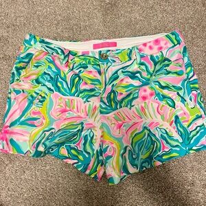 Lilly Pulitzer Printed Shorts size 8